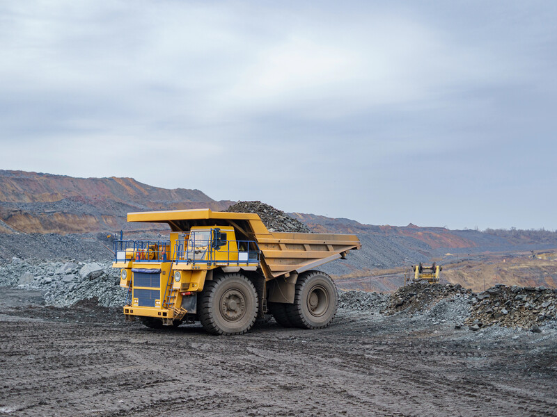 Компания СКМ Рината Ахметова стала крупнейшим частным донором ВСУ – рейтинг NV