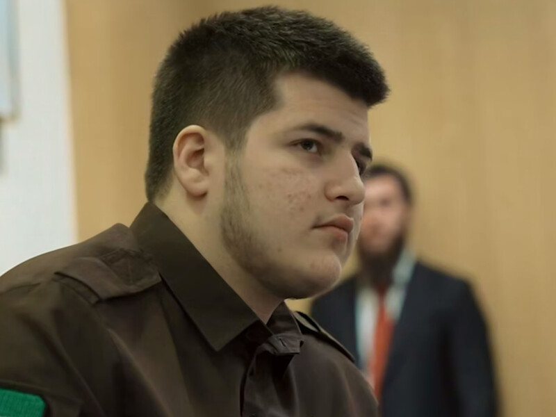 Адам Кадиров виявився Мохьмадом. Це ім'я вказано у двох його паспортах – ЗМІ