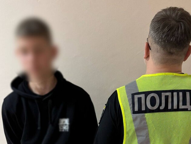 В Киеве полиция задержала подростков, подозреваемых в избиении военного