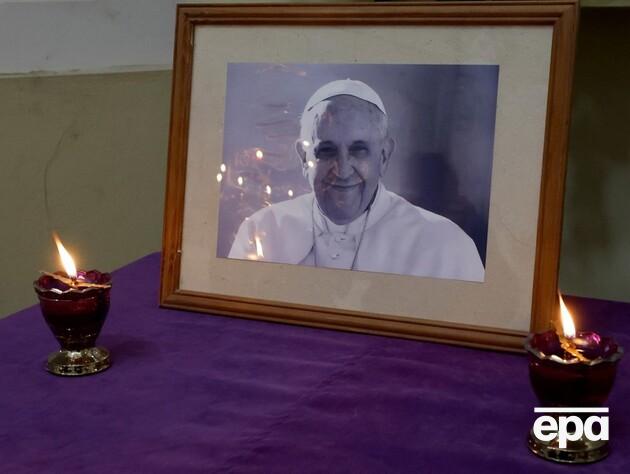 Франциск станет первым папой за более чем столетие, которого не похоронят в Ватикане