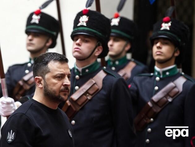 Зеленский, как и Трамп, готовится ехать на похороны папы римского – СМИ