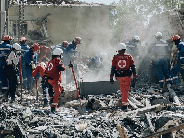 Россияне били по Киеву ракетой из КНДР – Зеленский