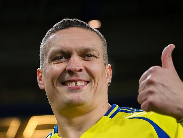 Усик рассказал, что дал интервью известному британскому журналисту. Фото