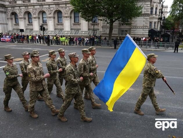 Українські військові взяли участь у параді в Лондоні з нагоди перемоги у Другій світовій