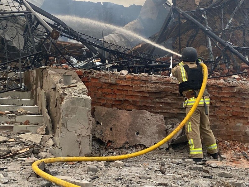 Росіяни вдарили балістикою по передмістю Сум. Одна людина загинула, більшість постраждалих – діти