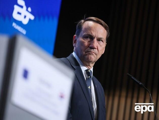 Сікорський заявив, що Путін 