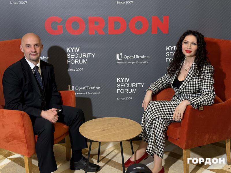 Чи поверне Україна ядерну зброю, пастка для Зеленського. Інтерв'ю Бацман із директором Центру страткому НАТО Сартсом. Відео