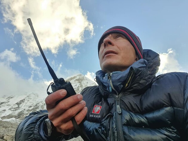 Українець увосьме піднявся на Еверест, встановивши новий національний рекорд