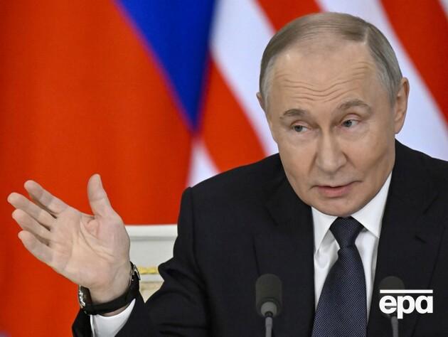 Путін упевнений, що РФ зможе взяти під контроль чотири регіони України до кінця року – Bloomberg