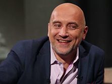 Прилепин заявил, что его семья хочет переехать в Донецк