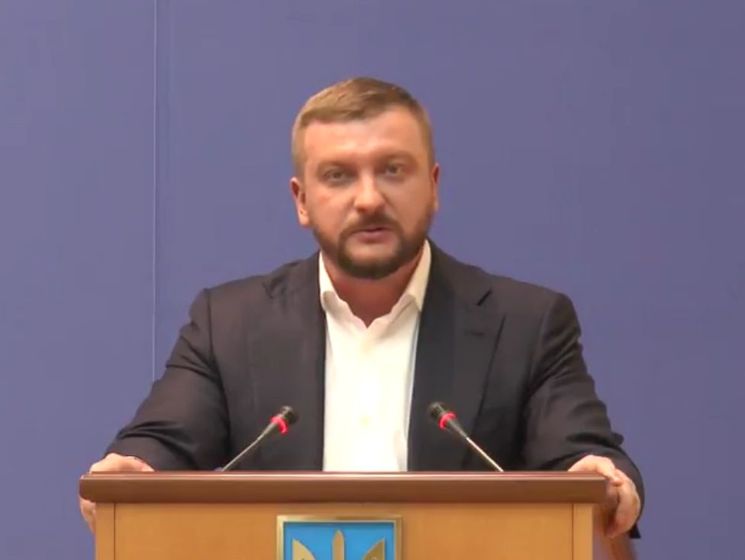 Мін'юст України переклав усі повноваження у сфері реєстрації бізнесу на місцеві органи влади – Петренко