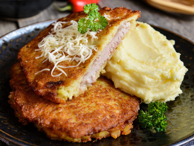 Сделайте отбивные так – и они идеально прожарятся и получатся очень сочными. Простой рецепт