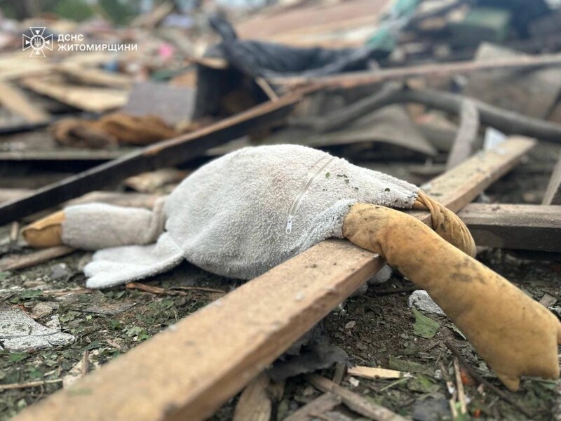 Під час масованого обстрілу Росія вбила трьох дітей у Житомирській області