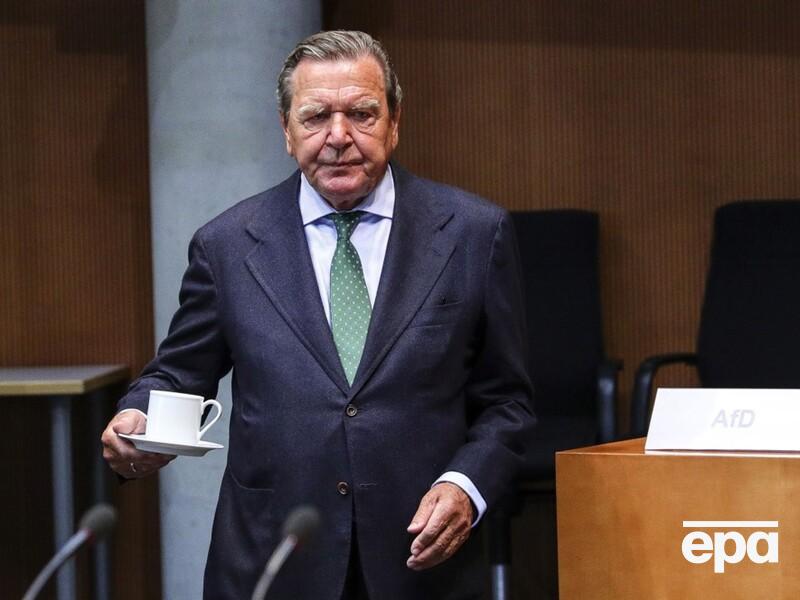 Другу Путина Шредеру заблокировали счет в немецком банке, он недосчитался почти €500 тыс. из РФ – Bild