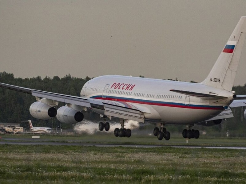 В Москве заявили об атаке БПЛА, аэропорты приостанавливали работу