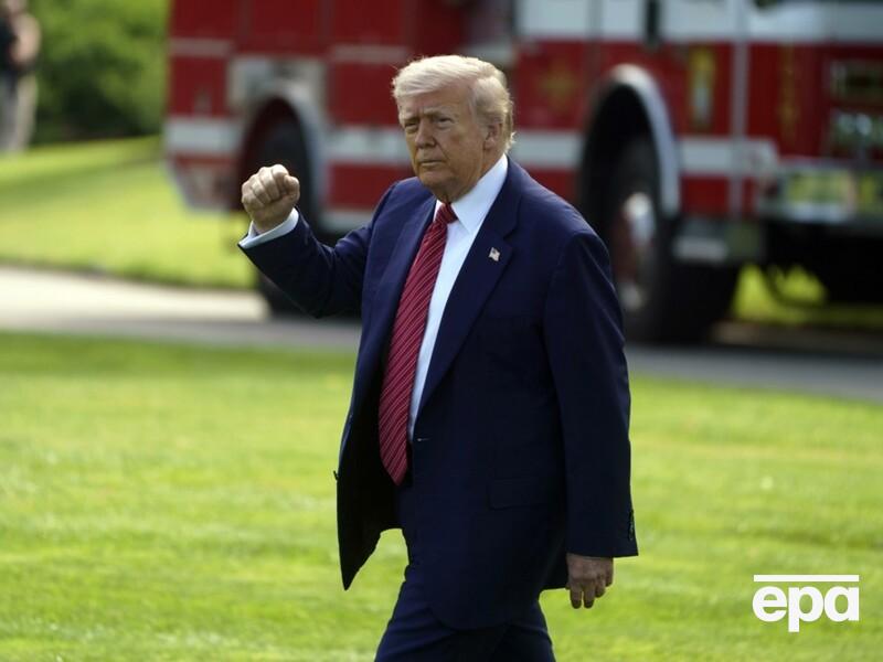 Трамп у день масштабної атаки на Україну написав пост про те, як Віткоффа вкусив за пах лебідь