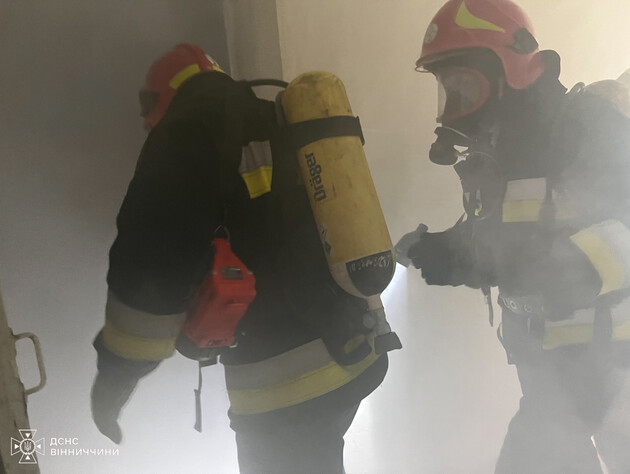 У Вінниці зранку горів ТЦК. Відео