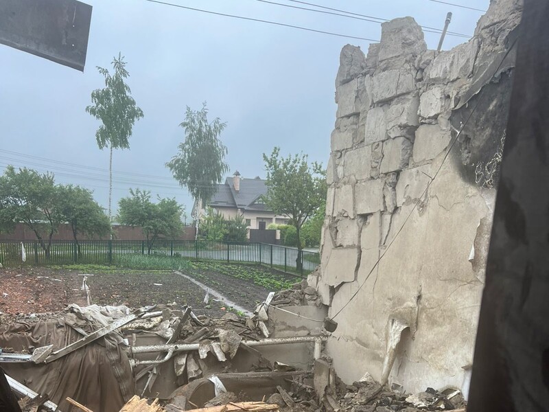 В Хмельницкой области под обстрел РФ попали четыре предприятия и жилые дома – ОВА