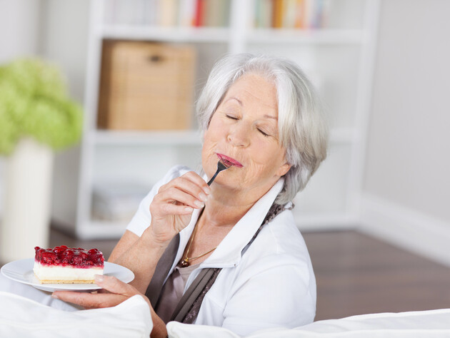 Им все завидуют. Врач объяснила, почему некоторые люди могут есть все и не толстеть