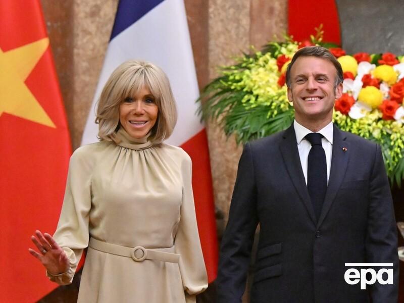 Макрон порівняв інцидент із ляпасом від дружини з геопланетарною катастрофою