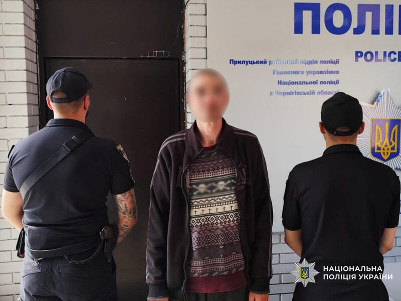 "Выбрал "врага". Мужчина, которого ночью доставили в ТЦК, ранил ножом военнослужащего