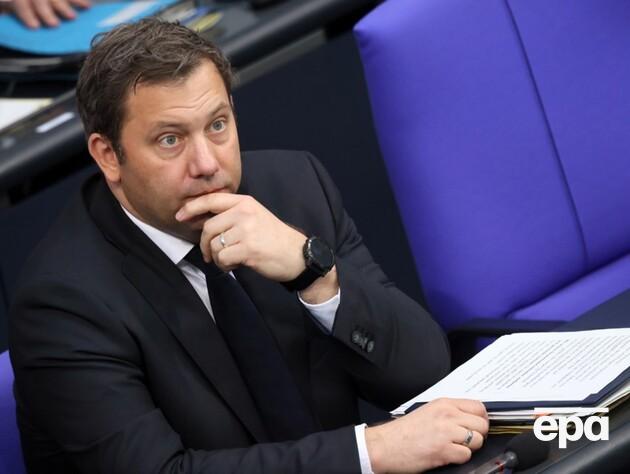 Вице-канцлер Германии ответил, менялись ли договоренности о дальности применения оружия Украиной