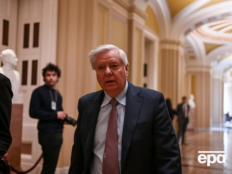 "Бандит у Москві". Сенатор Ліндсі Грем пригрозив Путіну санкціями, якщо той "продовжить грати в ігри"