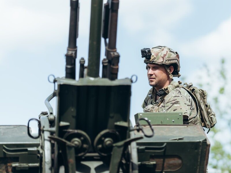 Українська ППО за ніч збила понад 40 дронів. Військові розповіли про прильоти