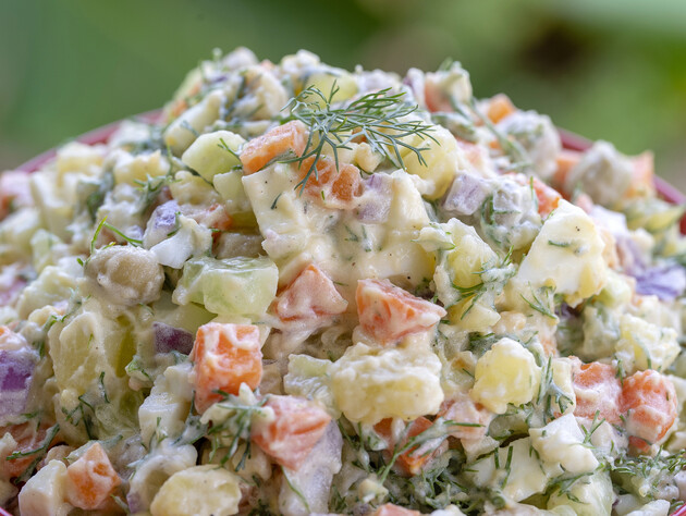 Смешайте эти ингредиенты – и получите новый кулинарный хит. Рецепт вкуснейшего салата