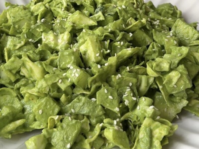 Без этого салат – не салат. Рецепт невероятного соуса, который взорвал сеть