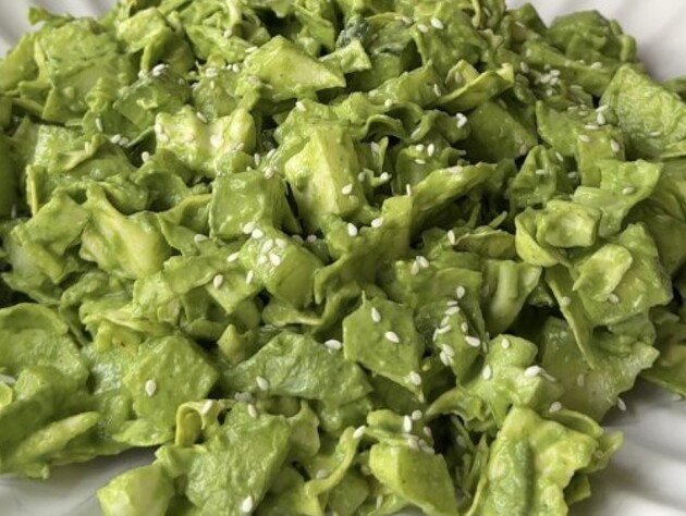 Без этого салат – не салат. Рецепт невероятного соуса, который взорвал сеть