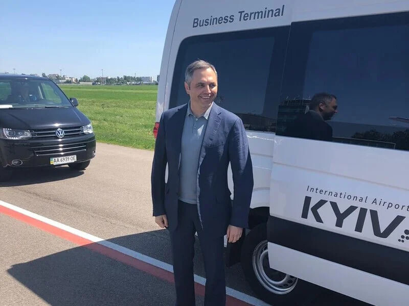 ЗМІ зʼясували, з ким Портнов зустрічався в Україні напередодні вбивства