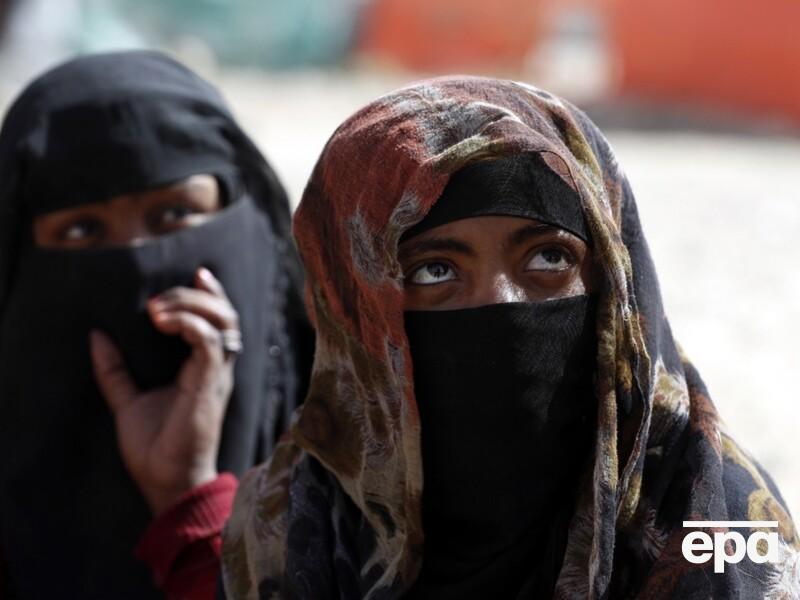 "Це пекло. Я намагалася вкоротити собі віку". ЗМІ розповіли про таємні жіночі "будинки турботи" в Саудівській Аравії