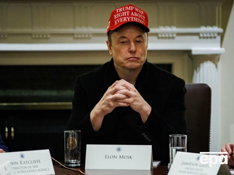 Во время кампании Трампа Маск интенсивно употреблял наркотики, он возил с собой специальную коробку – NYT