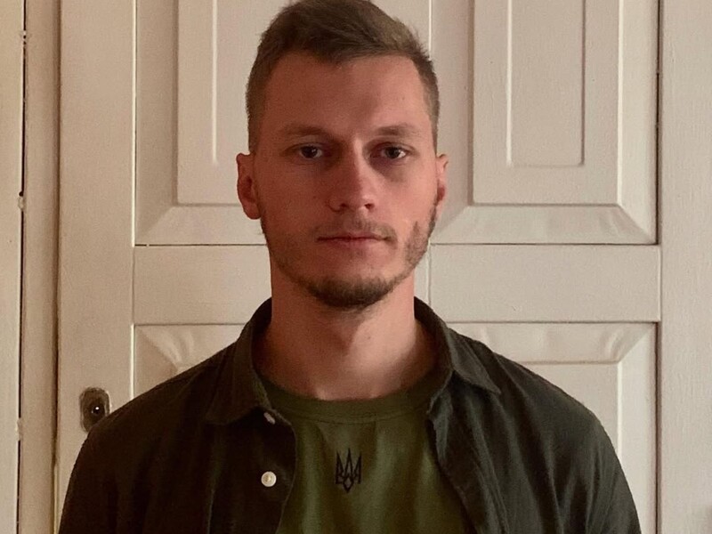 Учитель Циганков підірвав мережу танцем на День останнього дзвінка. Відео залетіло на 1 млн переглядів