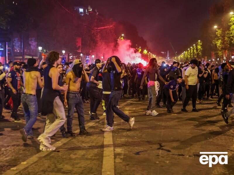 У Франції – масові заворушення на тлі перемоги "ПСЖ" у Лізі чемпіонів. Є загиблі