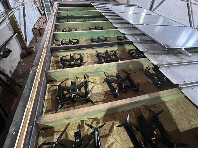 "Перловый Харбор", "праздник", "жаркое начало лета" – соцсети реагируют на уничтожение самолетов РФ