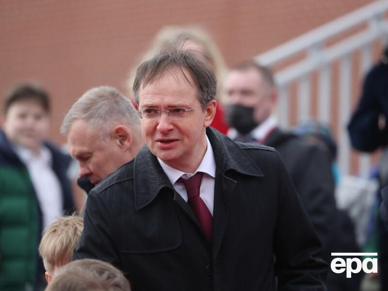 "Нічого, ми впоралися". Мединський розповів, якою мовою написано меморандум України, котрий передали РФ