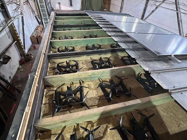 После ударов по аэродромам в РФ объявили в розыск выходца из Украины. Telegram-канал показал фото