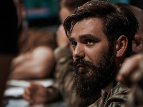 Гражданские россияне полезли мародерить горящие модульные дома с дронами. Произошла детонация