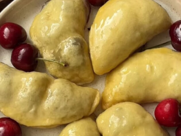 Вареники по этому рецепту всегда будут пышными и вкусными. Секрет приготовления теста