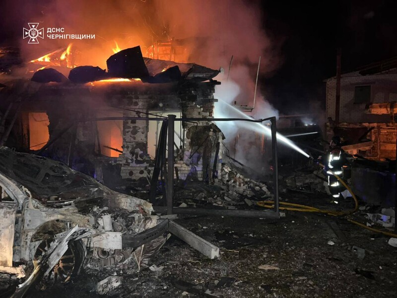 Оккупанты ударили по Чернигову, в ОВА показали надпись на обломке российского БПЛА