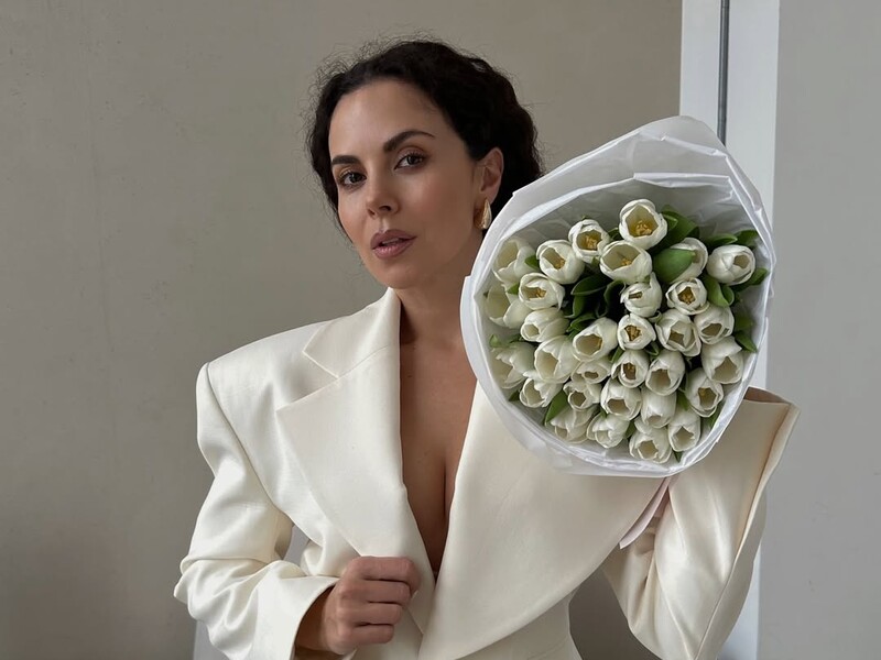 Каменских вышла на прогулку в платье за 60 тыс. грн. Фото