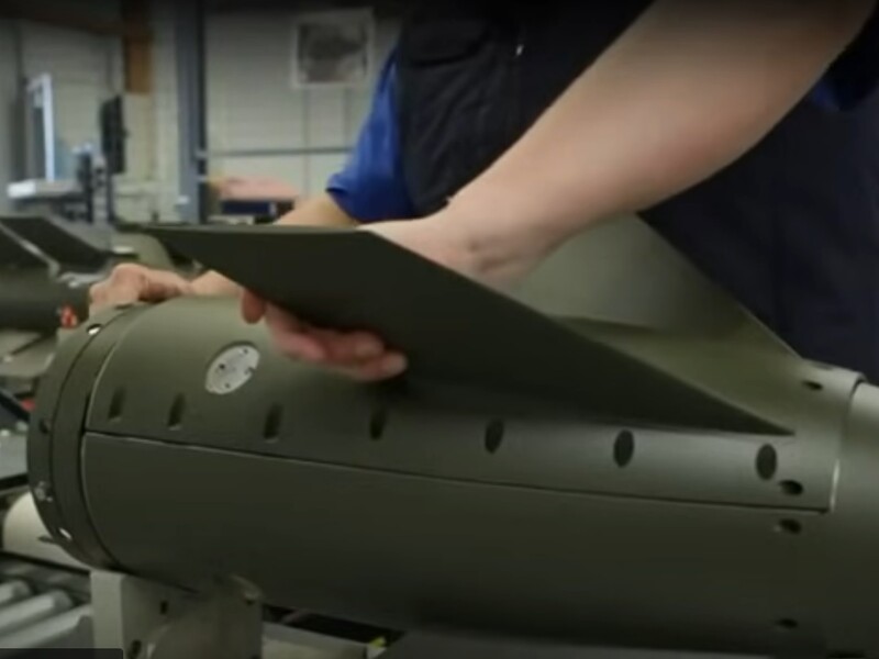 "Попадают точно в цель". В Воздушных силах ВСУ рассказали о применении авиабомб из США и Франции