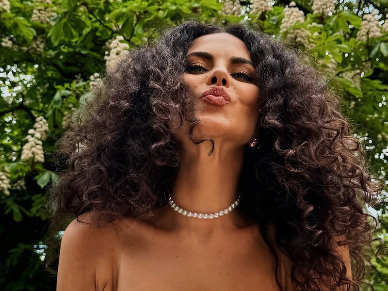 Каменских показала свой любимый макияж губ