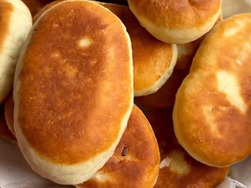 Жареные пирожки из такого теста получаются невероятно вкусными. Рецепт