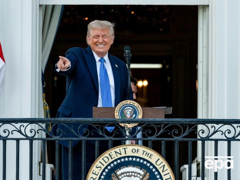 "Сильно". Трамп у приватних бесідах захоплювався атаками України на РФ – ЗМІ