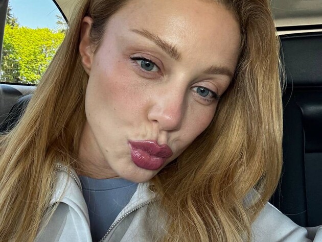 Тина Кароль рассекретила, кто подсказывает ей слова песен на каждом концерте