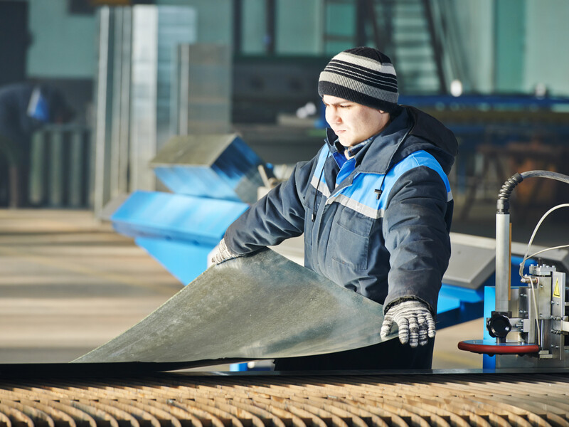 Экономика Украины падает из-за тарифов госмонополий, дефицита кадров и дорогостоящей логистики – GMK Center