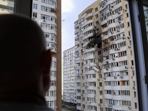 РФ обстреляла Киев ракетами и дронами. Трое погибших, много пожаров, повреждено метро